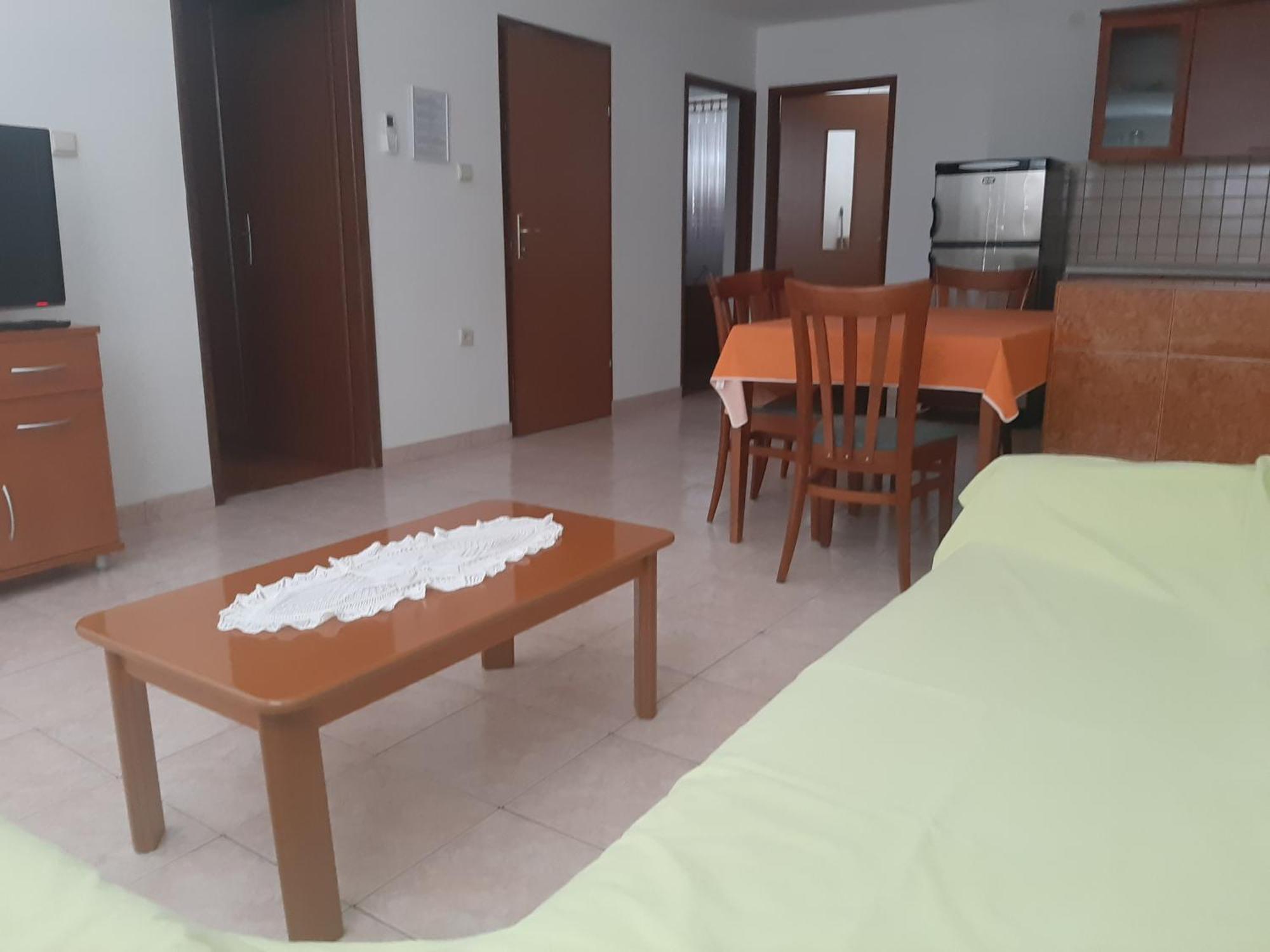 Apartament Kalsan *