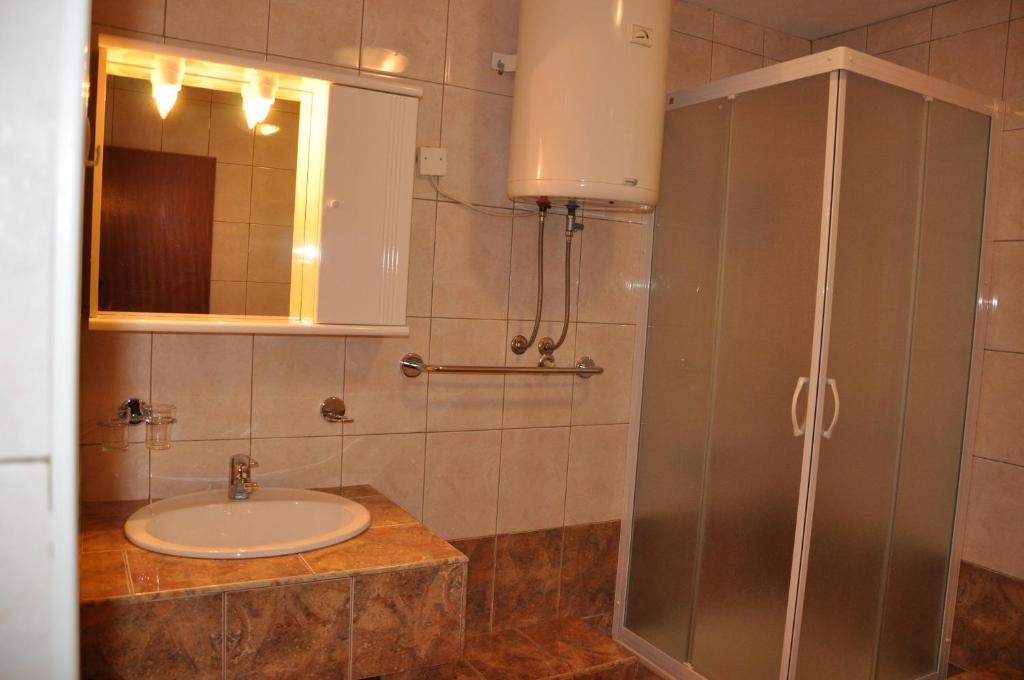 Kalsan Apartament *